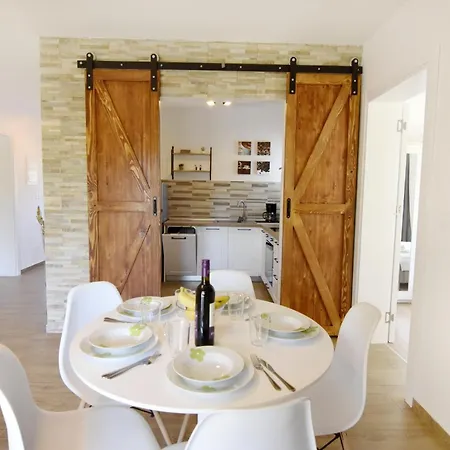 Family-friendly With Swimming Pool Cepljani, - 23565 Lejlighed Umag