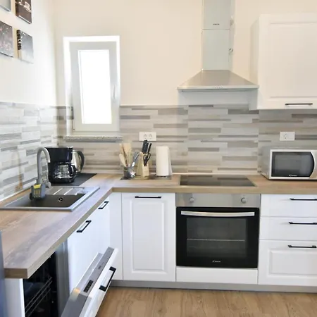 Lejlighed Family-friendly With Swimming Pool Cepljani, - 23565