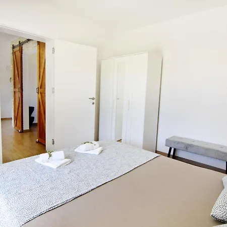 Family-friendly With Swimming Pool Cepljani, - 23565 Lejlighed *