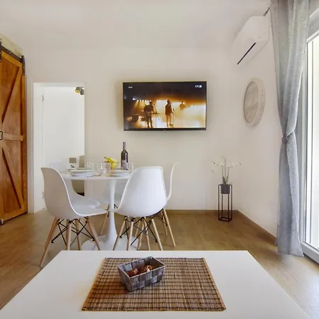 Family-friendly With Swimming Pool Cepljani, - 23565 Lejlighed Umag