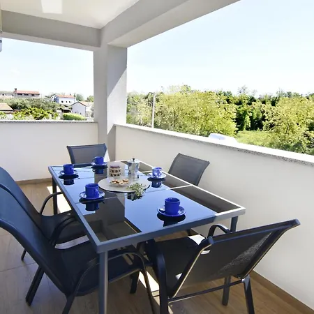 Family-friendly With Swimming Pool Cepljani, - 23565 Umag