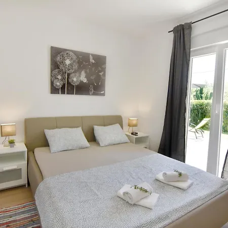 Family-friendly With Swimming Pool Cepljani, - 23565 Umag
