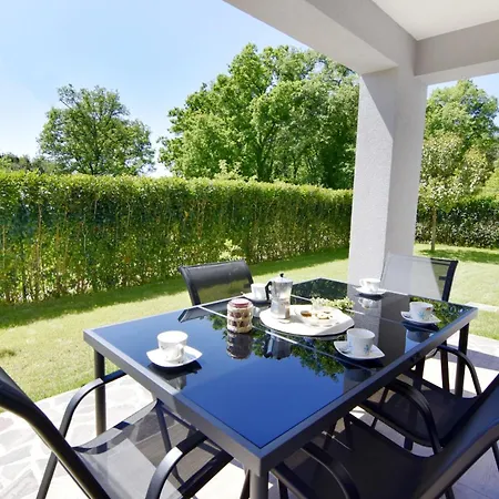 Family-friendly With Swimming Pool Cepljani, - 23565 Lejlighed