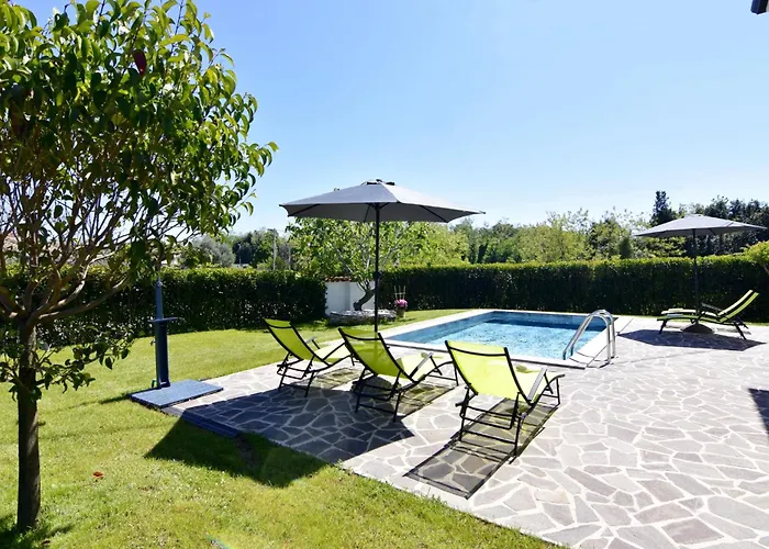 아파트 Family-friendly With Swimming Pool Cepljani, - 23565