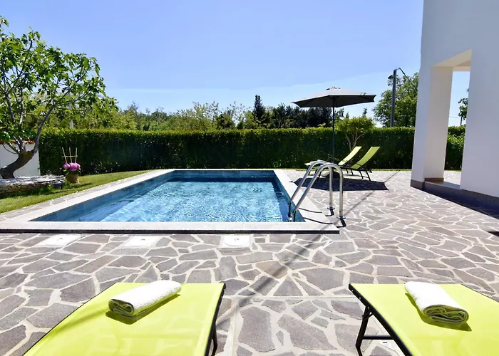 Family-friendly With Swimming Pool Cepljani, - 23565 *
